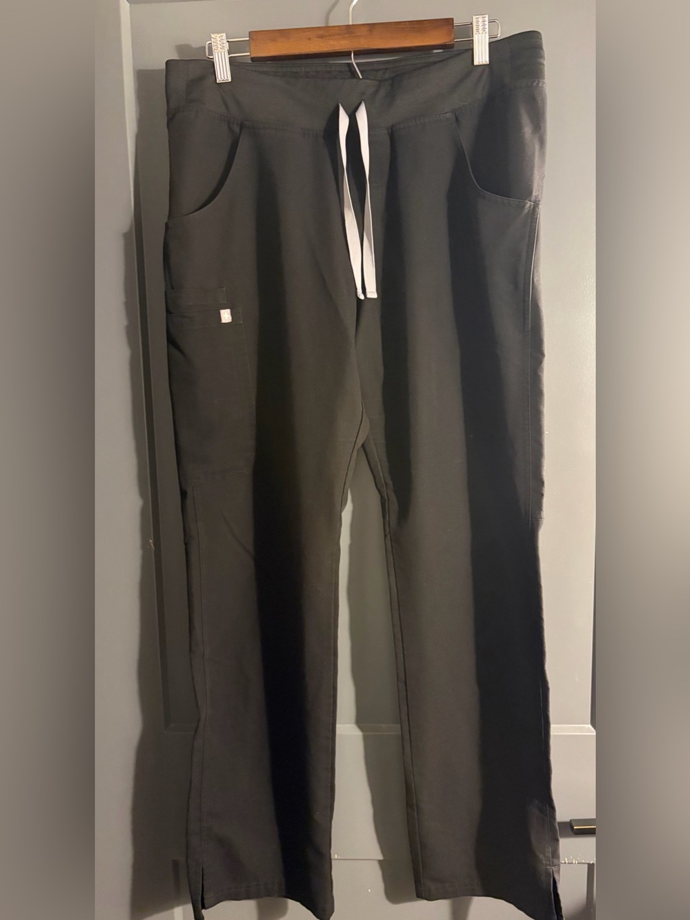 FIGS Kade Cargo Scrub Pants Black Medium